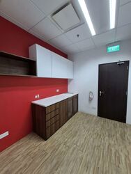 One Raffles Place (D1), Office #582271631